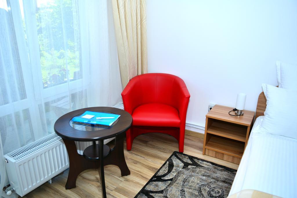 Pensiunea Anita Hateg Bagian luar foto